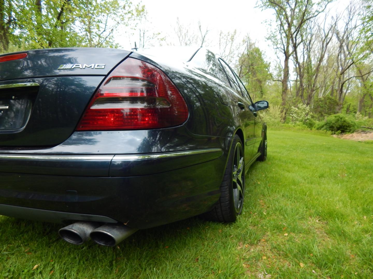 2005 Blue /Black Leather Mercedes-Benz AMG E55 AMG (WDBUF76J45A) with an 5.4L V8 SOHC 24V SUPERCHARGED engine, 5-Speed Automatic Overdrive transmission, located at 6528 Lower York Road, New Hope, PA, 18938, (215) 862-9555, 40.358707, -74.977882 - Here for sale is a super cool, very rare, 2005 Mercedes-Benz E55 AMG. Under the hood is one of Mercedes best V8's, the supercharged 5.4 liter. It puts the power to the rear wheels via an automatic 5 speed transmission equipped with push button speed shift technology. Options include: keyless entry - Photo#12